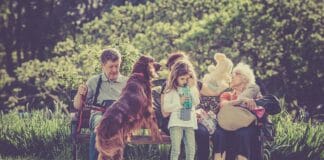 Opinie innych rodziców – czy warto im ufać?