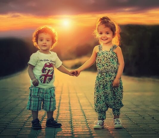 Domowe tory przeszkód – aktywność fizyczna z uśmiechem